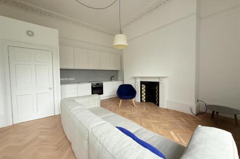 Kitchen living area.jpeg