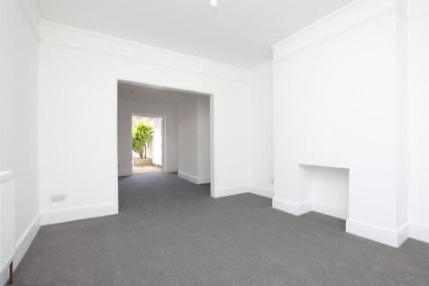 Living dining room.JPG
