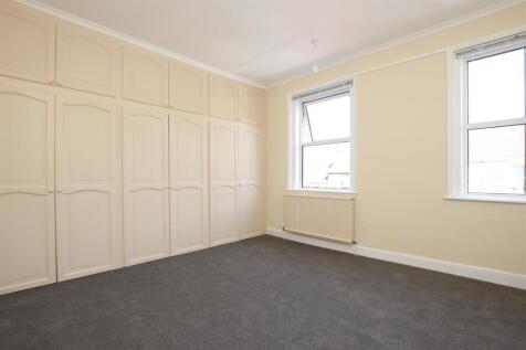 Bedroom one.JPG
