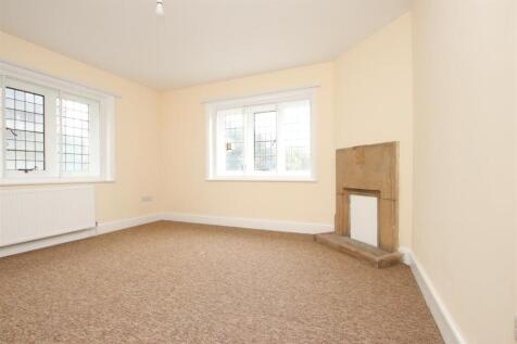 Bedroom 1.JPG