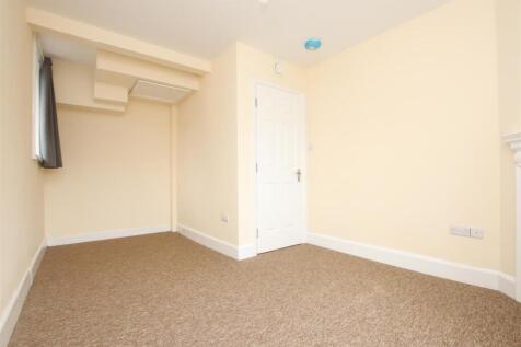 Bedroom 2  2.JPG