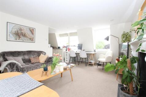 Living room 2