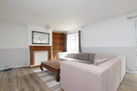 Living room.JPG
