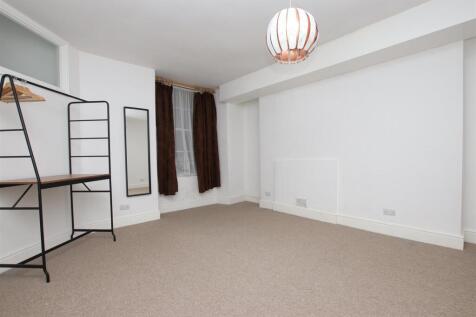 Bedroom one.JPG