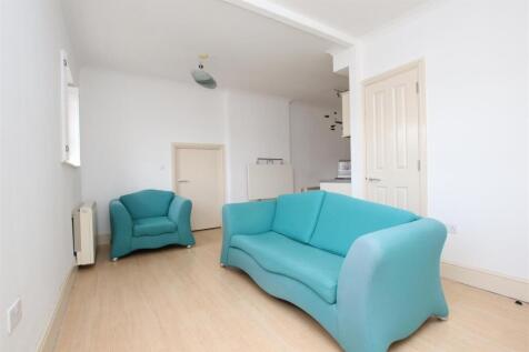 Living room.JPG