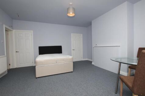 Studio room.JPG