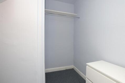 Wardrobe.JPG