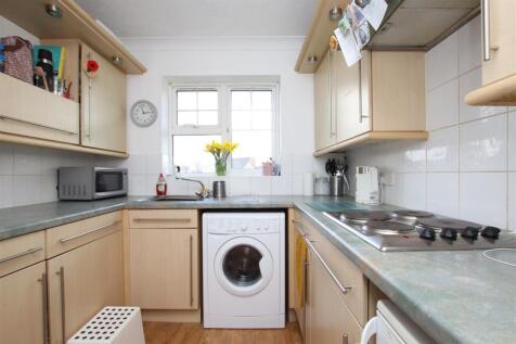 Kitchen.JPG