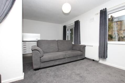 Living area.JPG