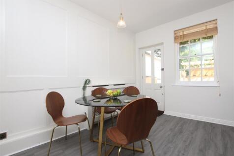 Dining area.JPG