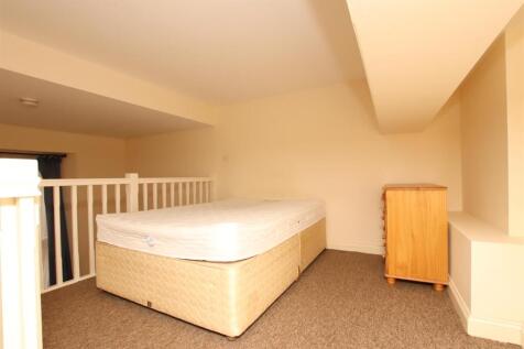Bedroom.JPG