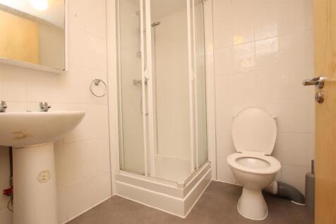 Shower room.JPG