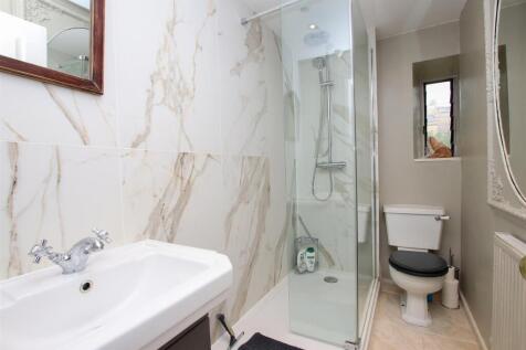 Shower room.jpg