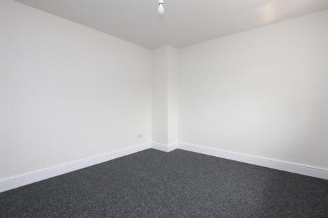 Bedroom one.JPG