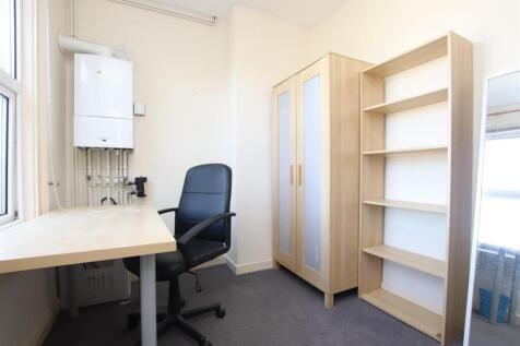 Bedroom two additional space.JPG