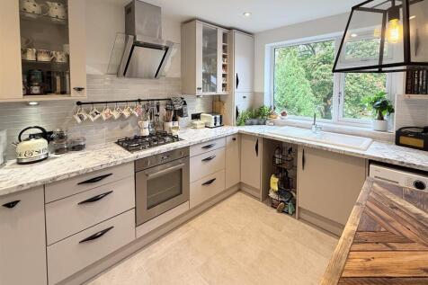 5 Victoria House finals-2.jpg