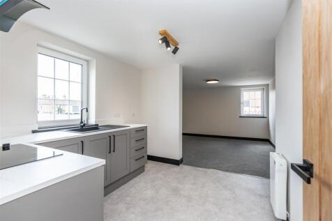 Flat 6 (3).jpg