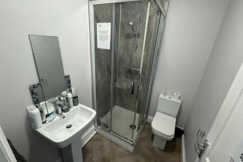 WhatsApp Image 2025-11-19 at 11.04.27.jpeg