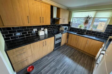 WhatsApp Image 2025-11-26 at 14.55.55 (1).jpeg