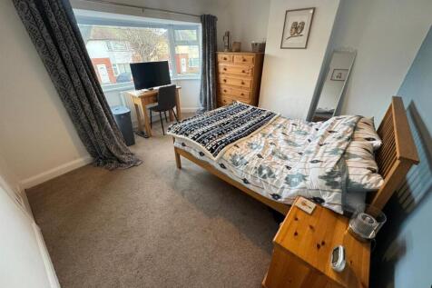 WhatsApp Image 2025-11-26 at 14.55.56.jpeg