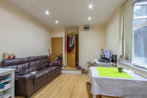 Colum Road 69, 2-3.jpg
