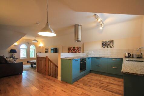 5, 1-3 Howard Terrace LR NO WM-6.jpg