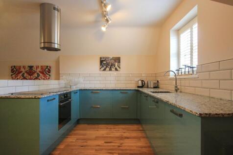 5, 1-3 Howard Terrace LR NO WM-7.jpg