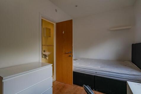 92 Colum Road-21.jpg