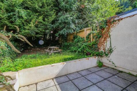 92 Colum Road-2.jpg