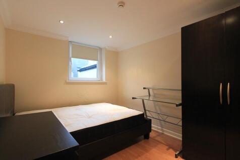 105 Rhymney Street LR (9 of 14).jpg