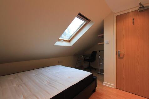 105 Rhymney Street LR (14 of 14).jpg