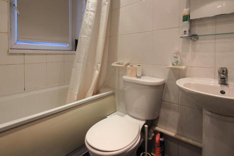 105 Rhymney Street LR (11 of 14).jpg