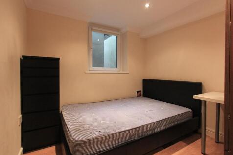 105 Rhymney Street LR (8 of 14).jpg