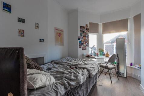 Brithdir Street 10-11.jpg