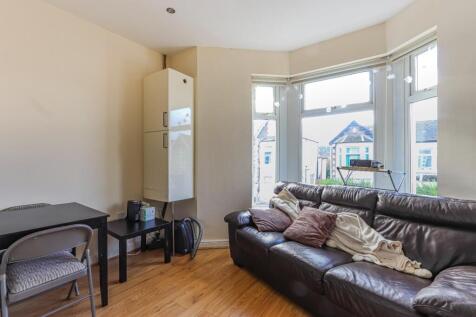 Gordon Road 34, 4-1.jpg