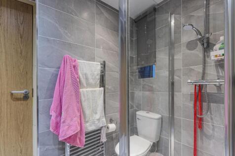 Cyril Crescent 6, 2-7.jpg