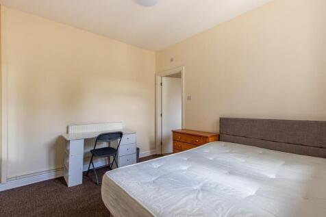 Newport Road 177a, 3-6.jpg