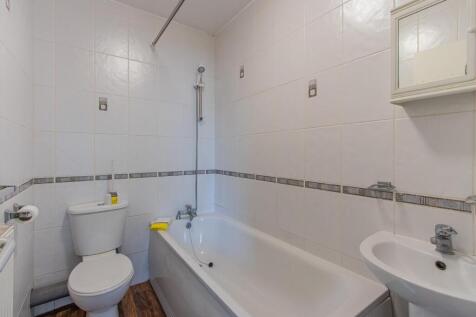 Newport Road 177a, 3-1.jpg