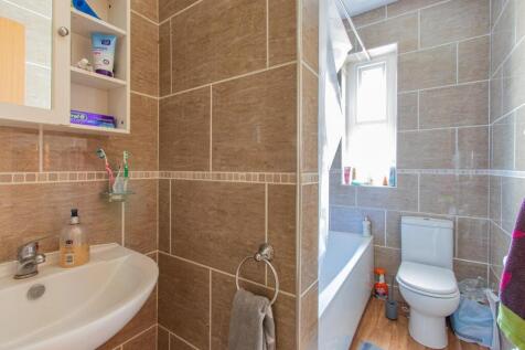 Richmond Crescent 11, 5-2.jpg