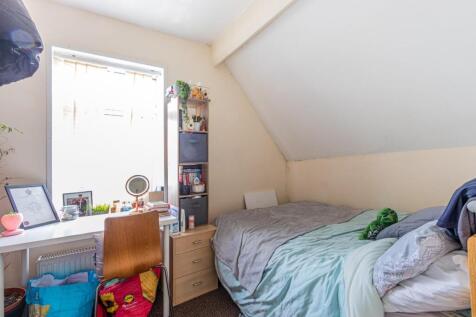 Richmond Road 162, 5-2.jpg