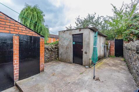 Mackintosh Place 115-7.jpg