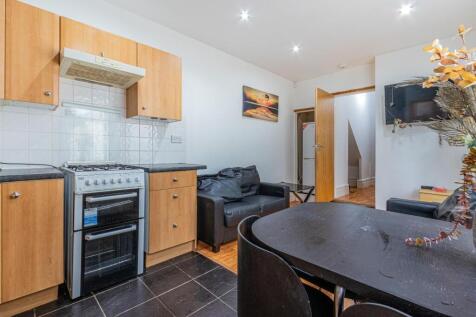 Diana Street 123a (3 of 9).jpg