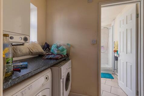 Glenroy Street 144-7.jpg