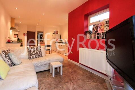 42 Letty Street LR-4.jpg