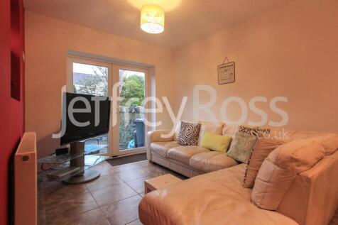 42 Letty Street LR-8.jpg