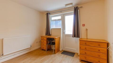 Minister Street 27, 2-6.jpg