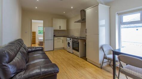 Gordon Road 34, 3-1.jpg