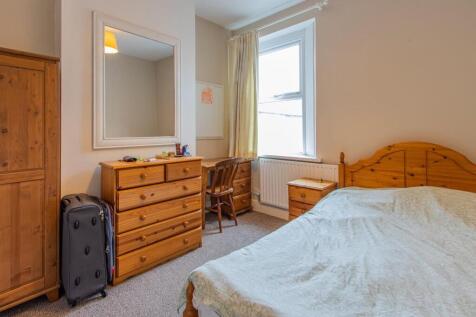 Angus Street 79-11.jpg