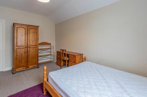 Angus Street 79-13.jpg