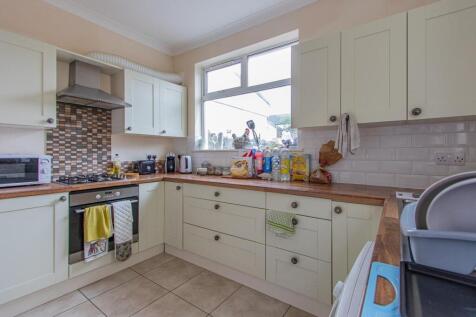 Whitchurch Road 151-8.jpg